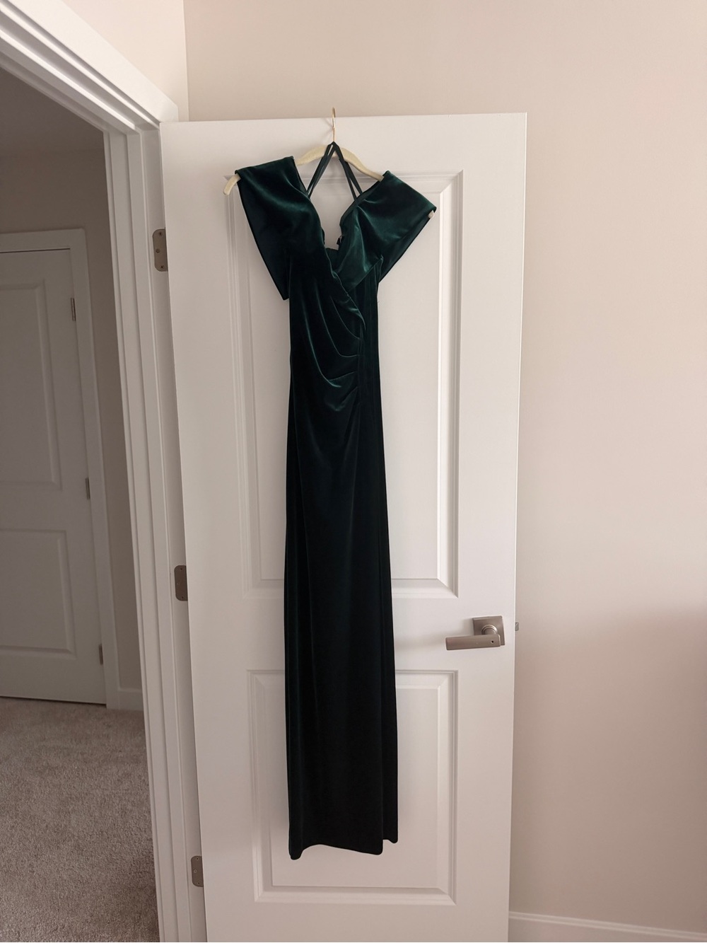 xscape green velvet dress | Dresses | Xscape Emerald Maxi With Side Slit And Ruching At The Waist edit: Daywear